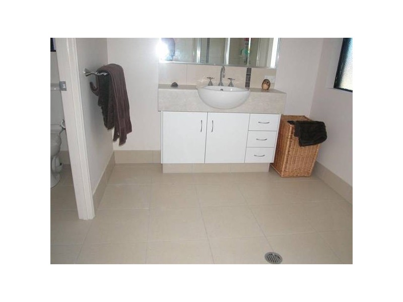 14 River Drive, Mareeba QLD 4880