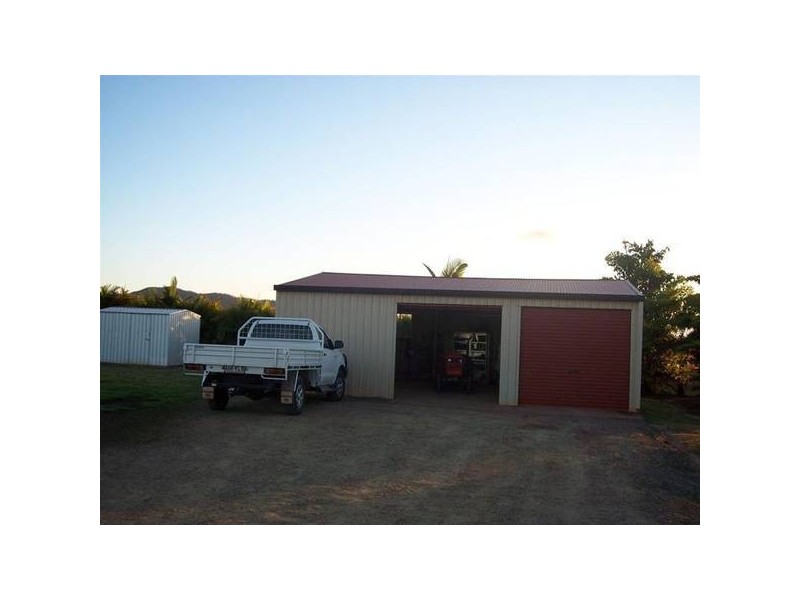 22 Wylandra Drive, Mareeba QLD 4880