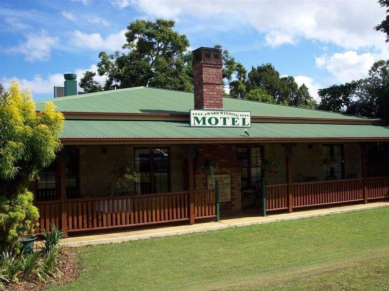 28 Gillies Highway, Yungaburra QLD 4884