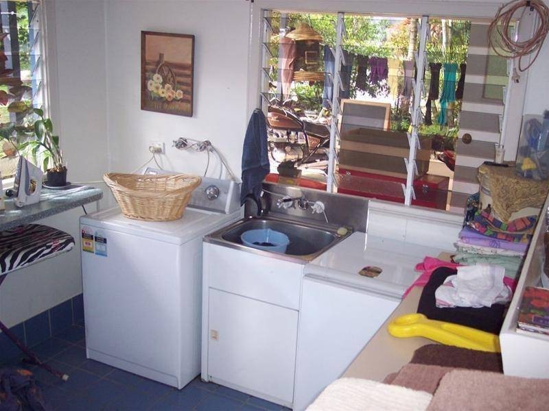 10 Casey Street, Mareeba QLD 4880
