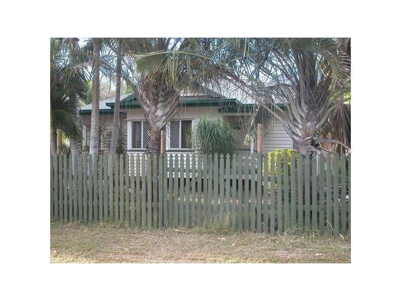 8 Rankin Street, Mareeba QLD 4880