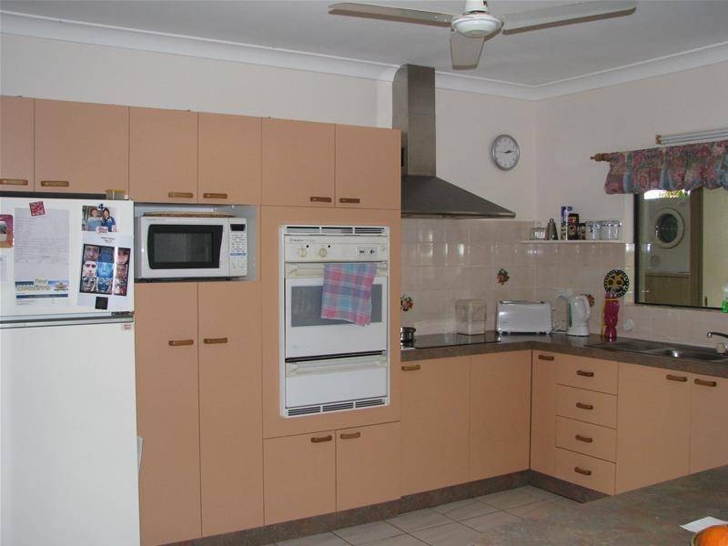 01 Kay Road, Mareeba QLD 4880
