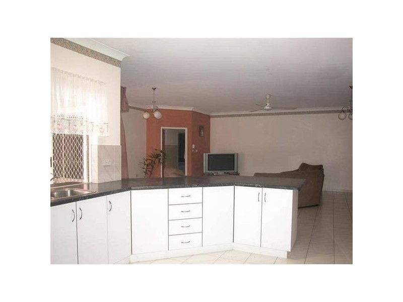 36 Owens Street, Mareeba QLD 4880