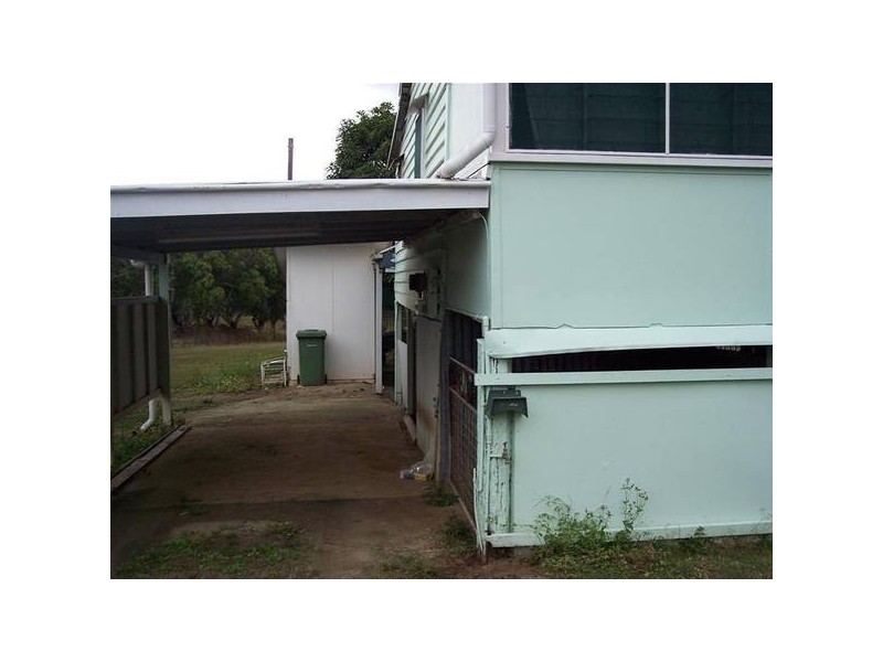 90 Mason Street, Mareeba QLD 4880