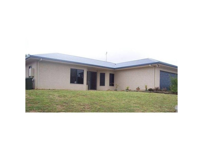 8 Park Avenue, Mareeba QLD 4880