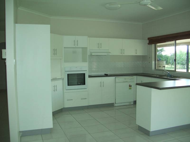 439 Ray Road, Mareeba QLD 4880