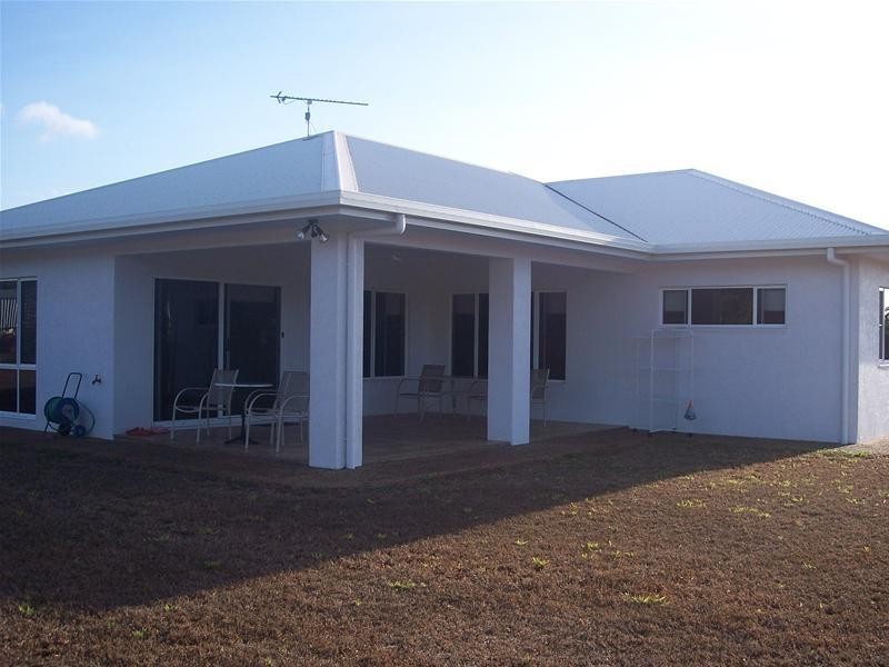 13 Dean Circuit, Mareeba QLD 4880