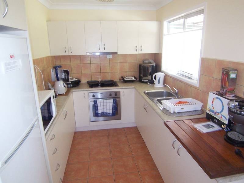 406 Cliveden Avenue, Corinda QLD 4075