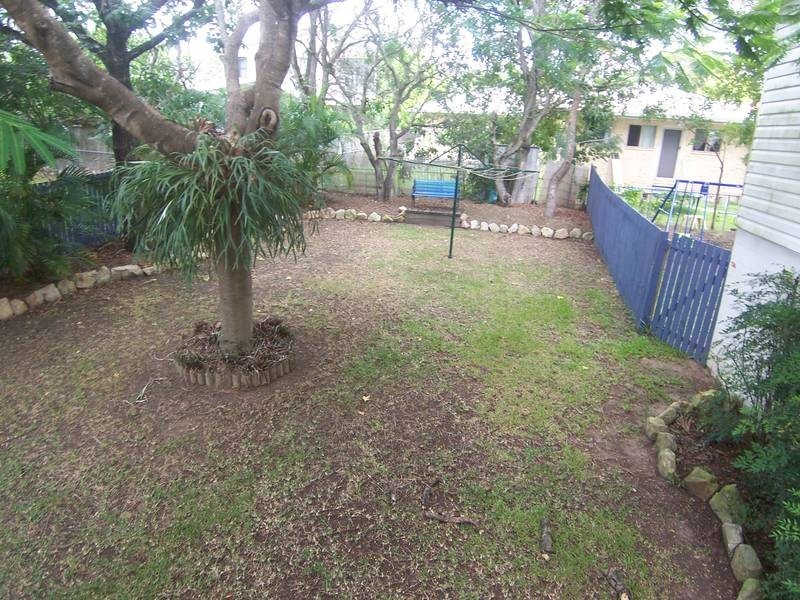 339 Oxley Rd, Graceville QLD 4075