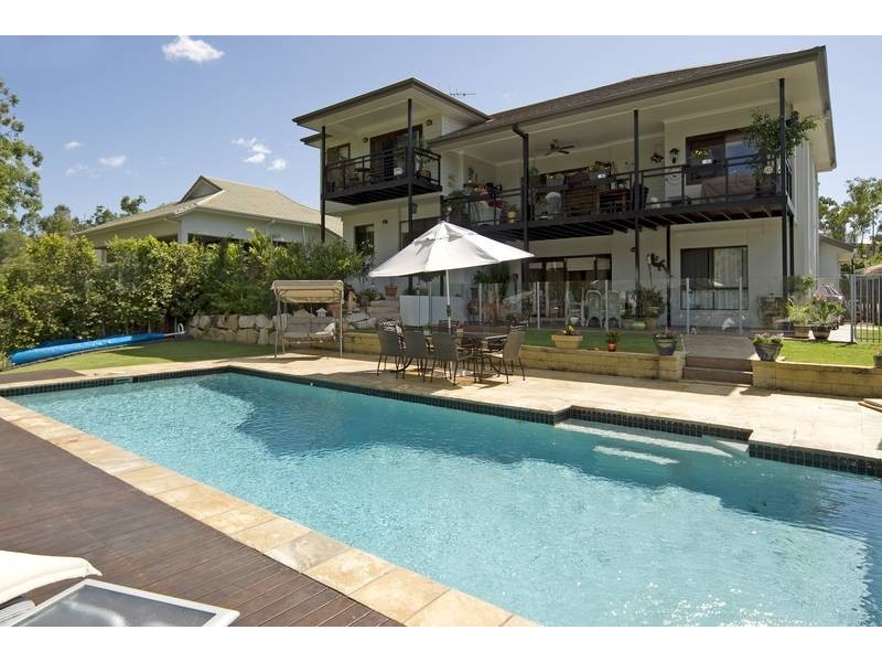 9 Rufous Crescent, Brookwater QLD 4300