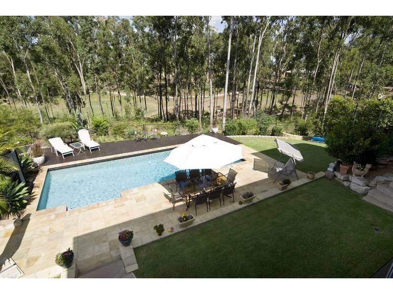 9 Rufous Crescent, Brookwater QLD 4300