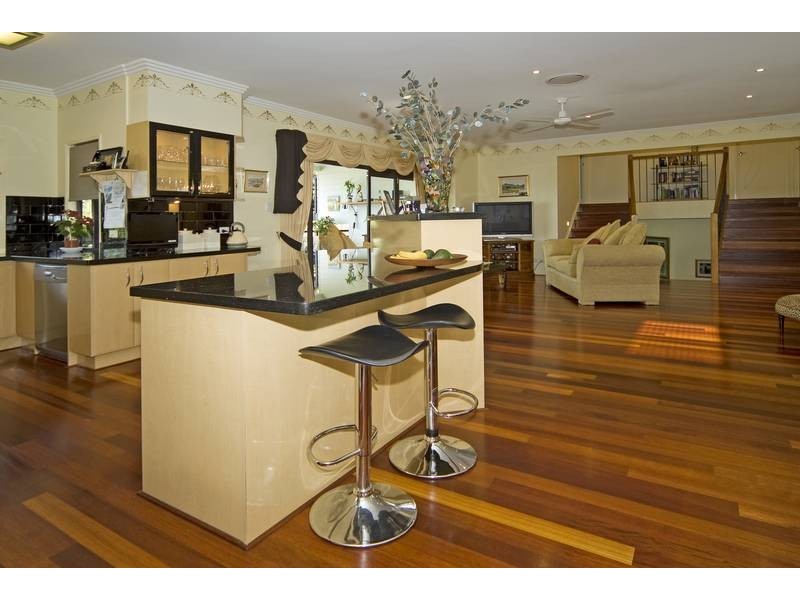 9 Rufous Crescent, Brookwater QLD 4300