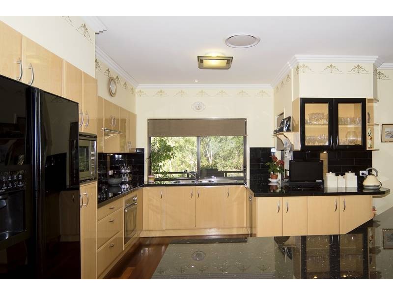 9 Rufous Crescent, Brookwater QLD 4300