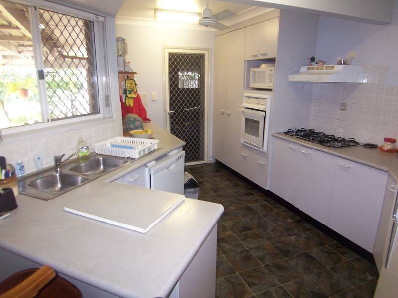 20 Railway Terrace, Corinda QLD 4075