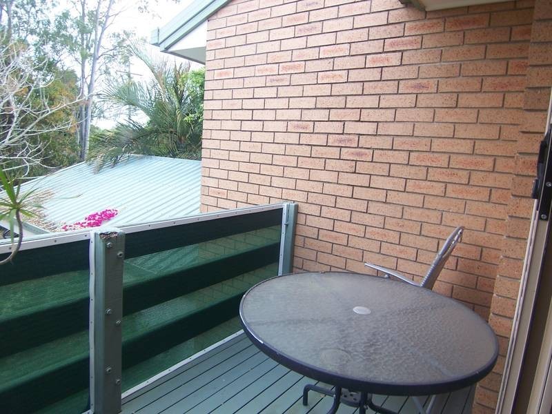 2/87 Brisbane Road, Redbank QLD 4301