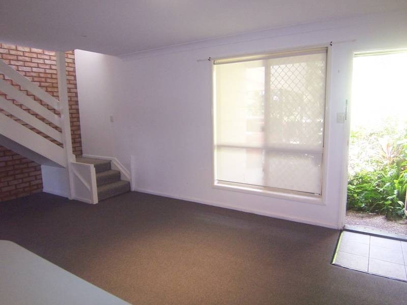 2/87 Brisbane Road, Redbank QLD 4301