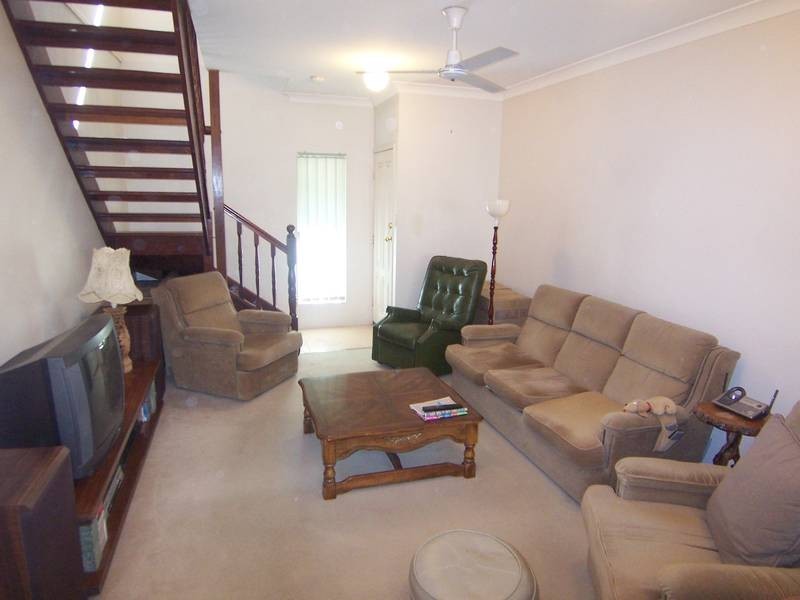 2/40 Skew Street, Sherwood QLD 4075