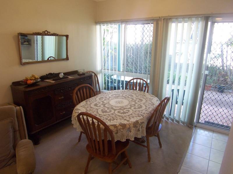 2/40 Skew Street, Sherwood QLD 4075