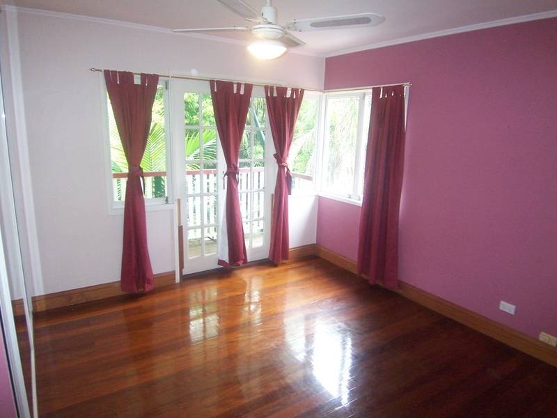 19 Bridge Street, Chelmer QLD 4068
