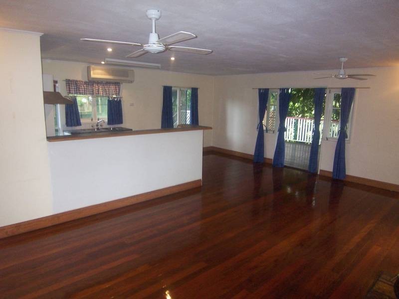 19 Bridge Street, Chelmer QLD 4068