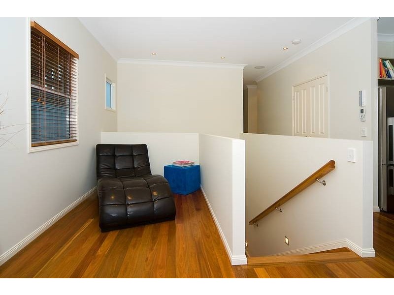 16 Collins Street, Corinda QLD 4075