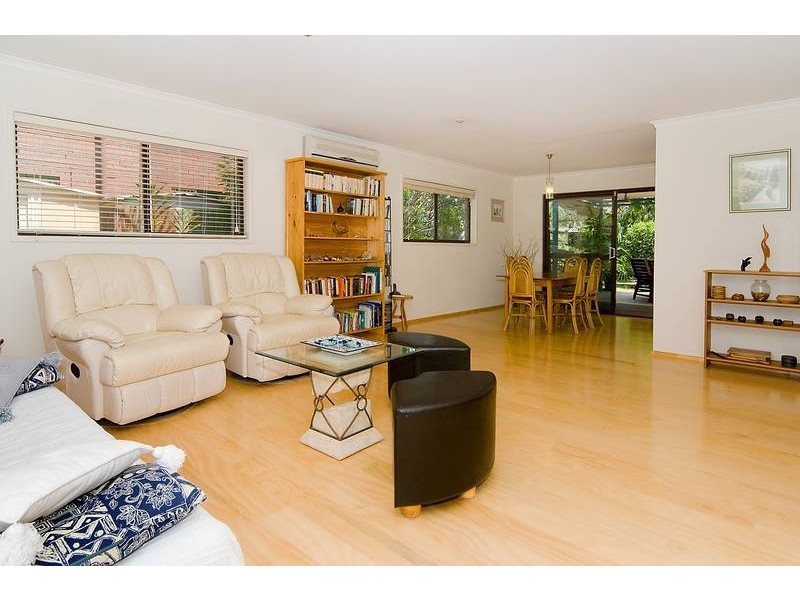 24 Penaton Street, Corinda QLD 4075