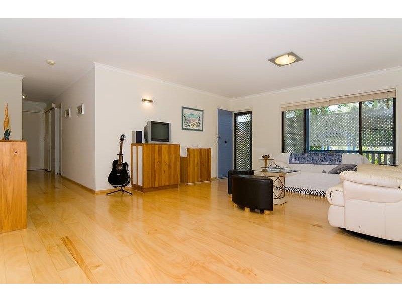 24 Penaton Street, Corinda QLD 4075