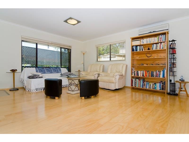 24 Penaton Street, Corinda QLD 4075