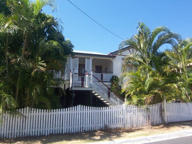 20 McDougall Street, Sherwood QLD 4075