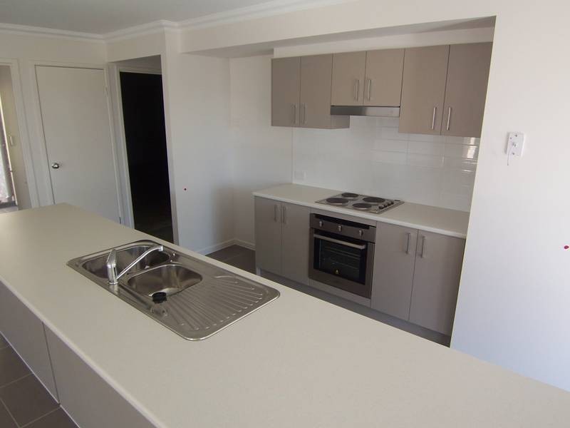 2 Cobbin Circuit, Redbank Plains QLD 4301