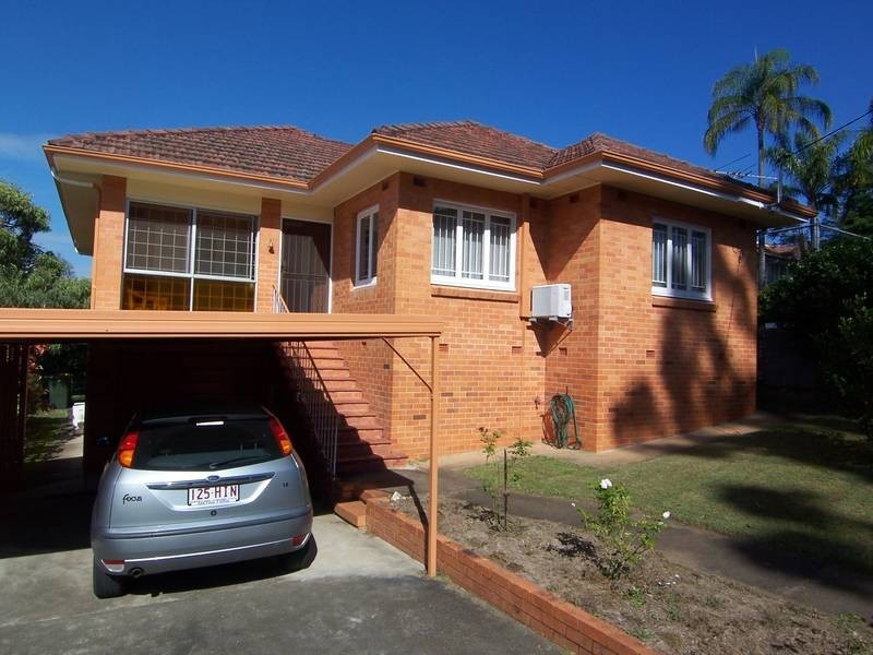 45 Newcross Street, Indooroopilly QLD 4068