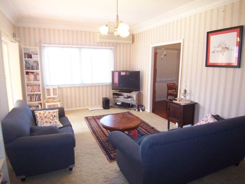 45 Newcross Street, Indooroopilly QLD 4068