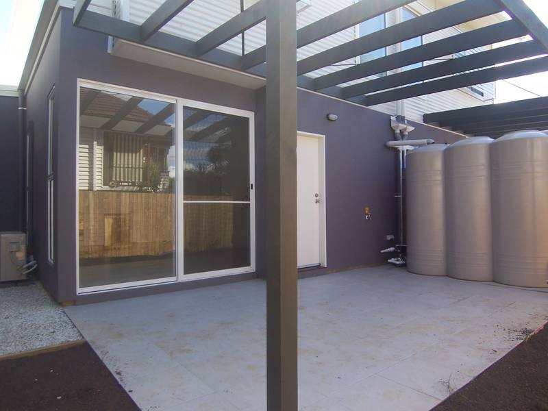 2/7 Coyne Street, Sherwood QLD 4075