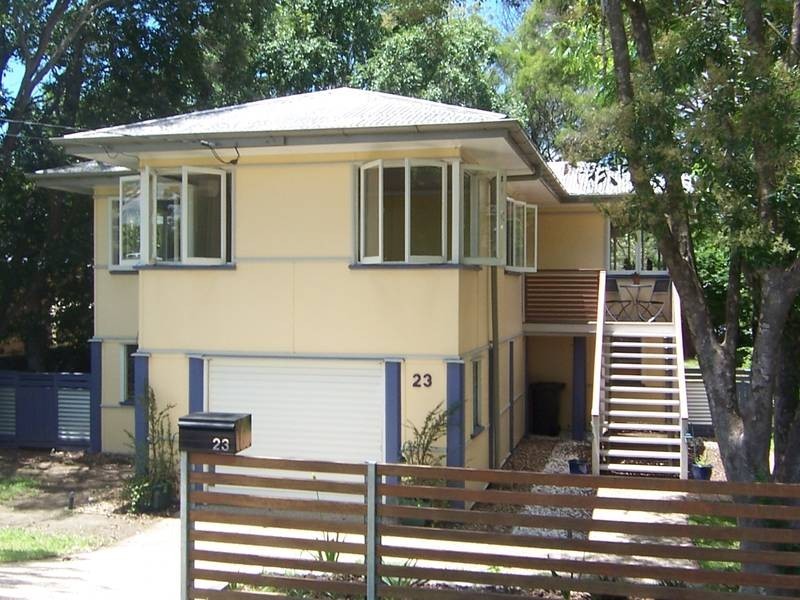 23 Johnstone Street, Sherwood QLD 4075