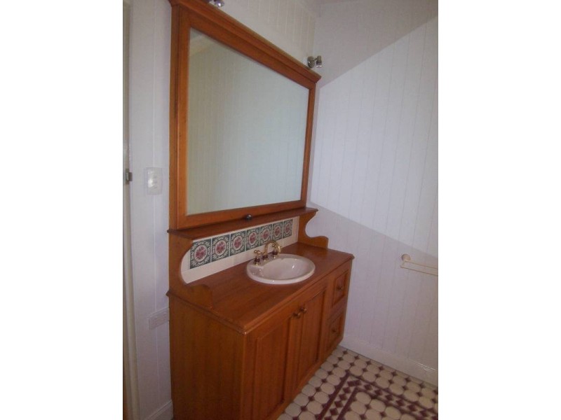 61 Primrose Street, Sherwood QLD 4075