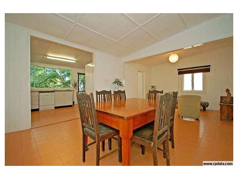 11 Kenway Street, Moorooka QLD 4105