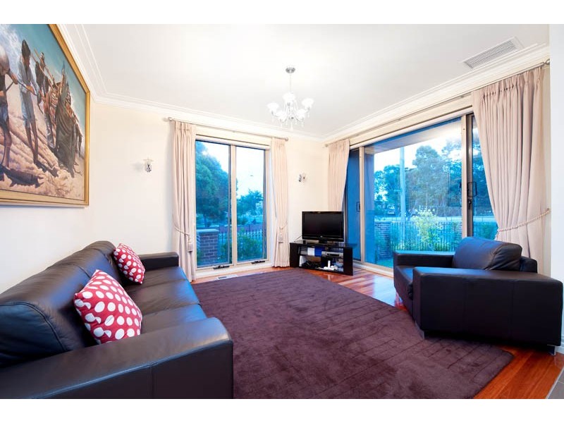 82 Belmore Road, Balwyn VIC 3103