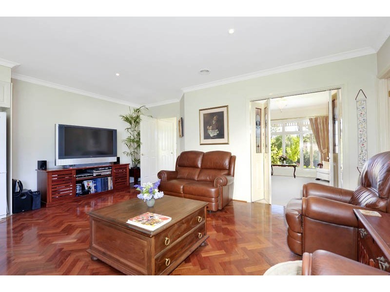 2/17 Olympiad Crescent, Box Hill North VIC 3129