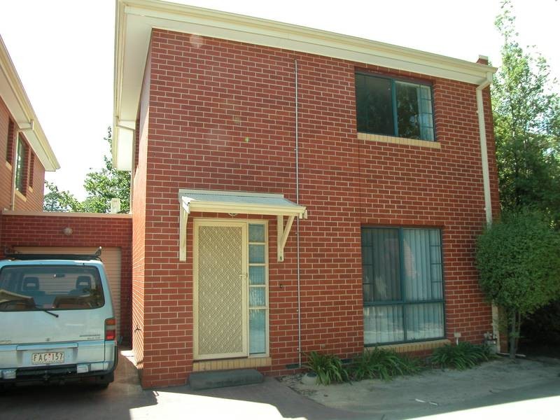 6/2D Ireland Street, Burwood VIC 3125