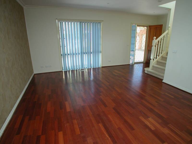 6/2D Ireland Street, Burwood VIC 3125