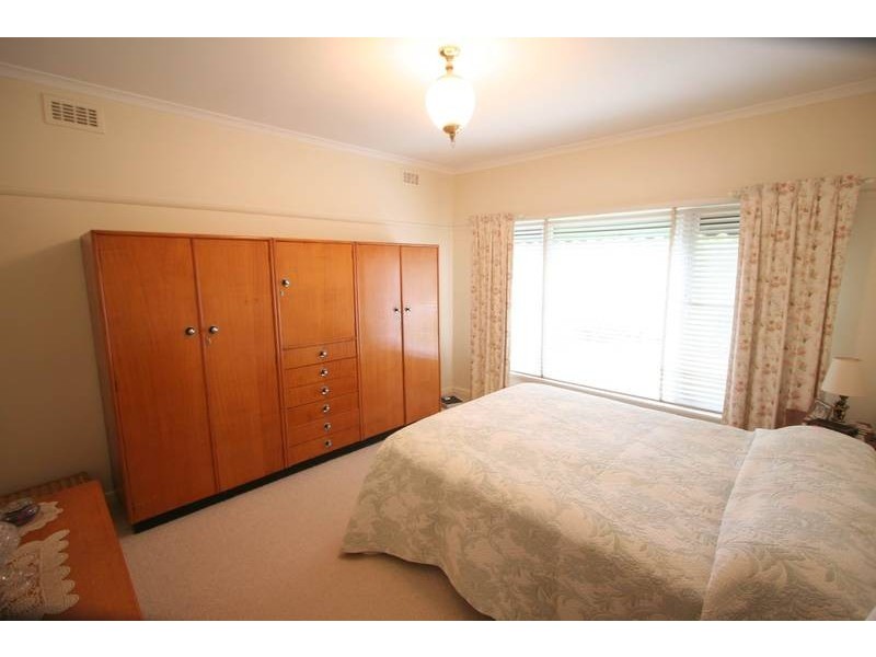 198 Dorking Rd, Box Hill North VIC 3129