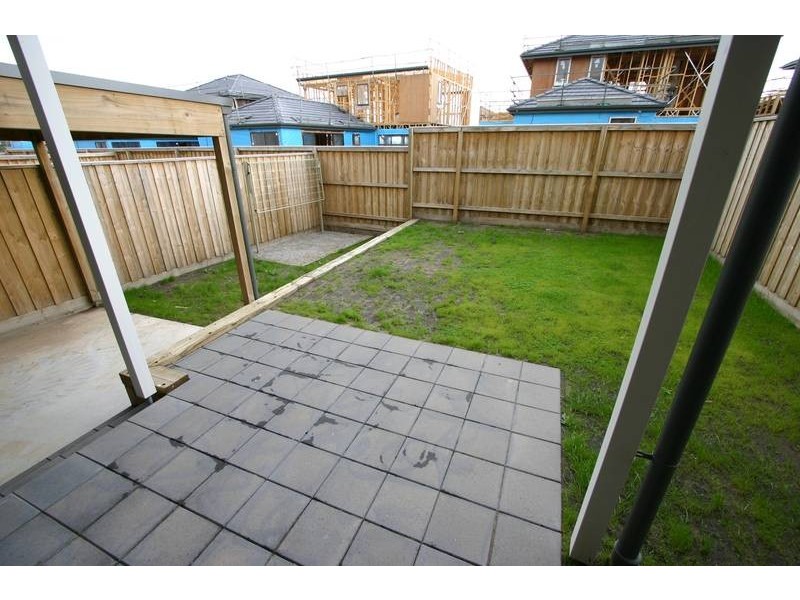 22 Camville Road, Mulgrave VIC 3170