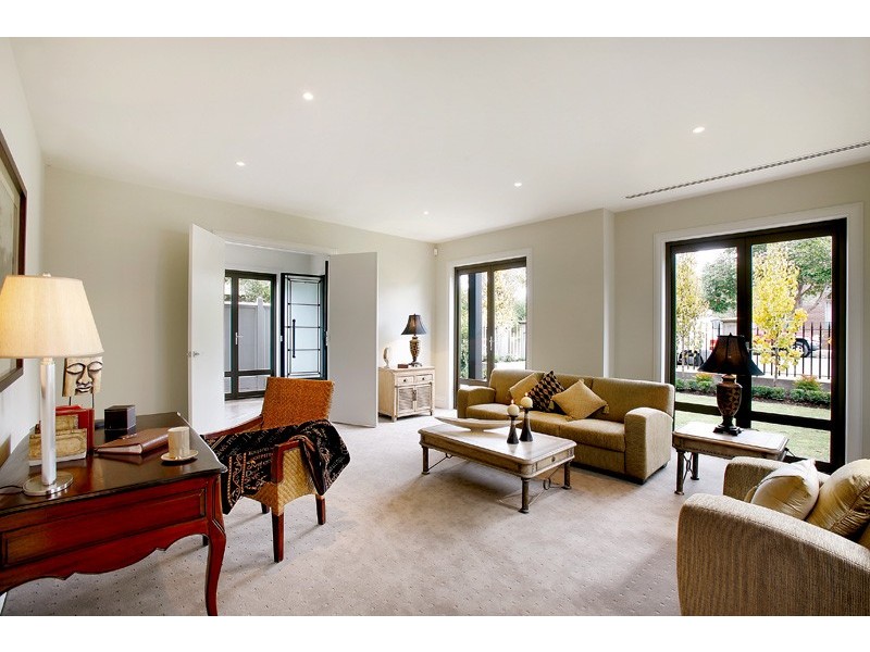 24 Parslow Street, Malvern VIC 3144