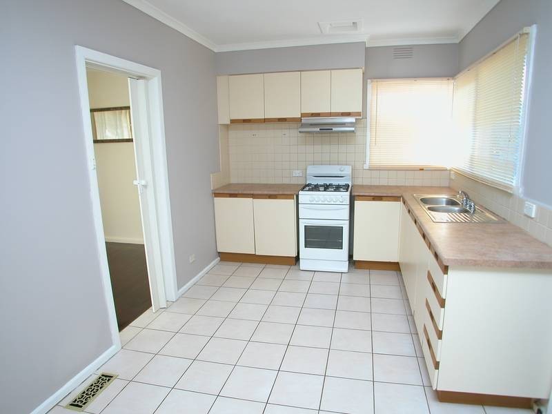 48 Heathfield Rise, Box Hill North VIC 3129