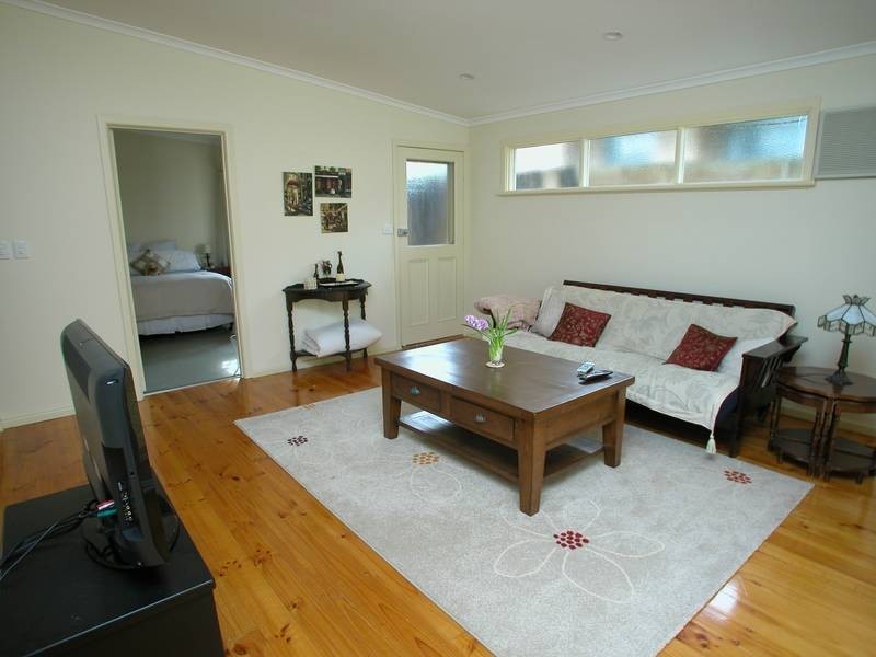 23 Malabar Road, Blackburn VIC 3130