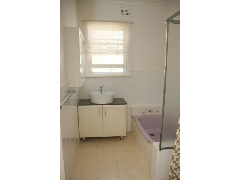 8 Masons Road, Blackburn VIC 3130