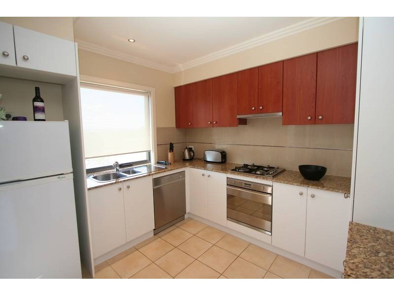 33/781 Whitehorse Road, Mont Albert VIC 3127