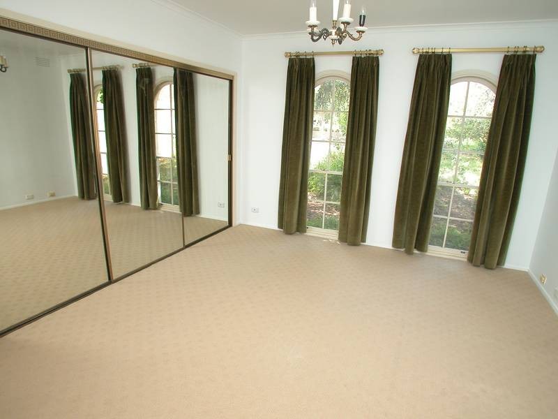 2 Vine Court, Doncaster VIC 3108