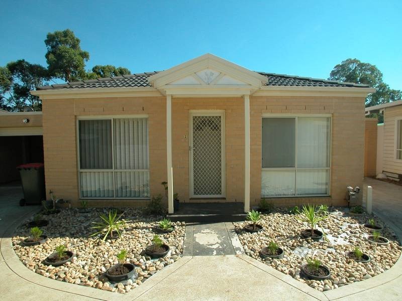2/61 King Parade, Knoxfield VIC 3180