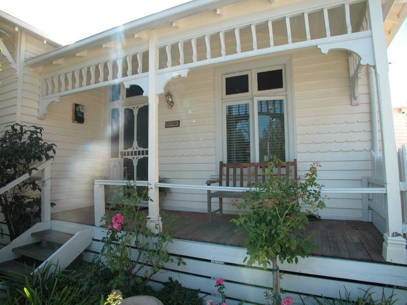 4 William Street, Box Hill VIC 3128